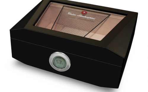 Humidor 80 szivar részére, üvegtetős, cedrusfa szivar doboz, párásítóval, külső hygrométerrel - Lamborghini Monte Carlo