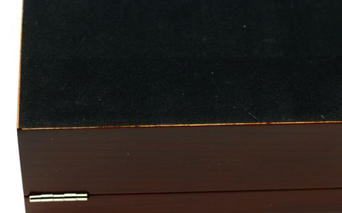Humidor 30 szál szivar részére, spanyol cédrusfa szivartartó doboz, párásító és külső hygrometer - bordó, Angelo