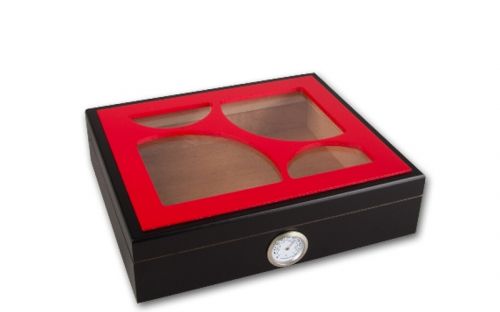 Humidor 30 szál szivar részére, cédrusfa szivar doboz, üvegtető, párásítóval, hygrométerrel - fekete