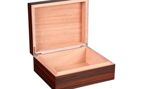 Humidor 40 szál szivar részére, spanyol cédrusfa, párásító, hygrometer - Ébenfa, Achenty!