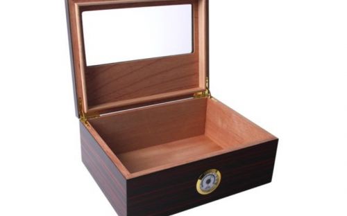 Humidor 40 szál szivar részére, spanyol cédrusfa, üveg tetős, párásító, hygrometer - Ébenfa, Achenty!