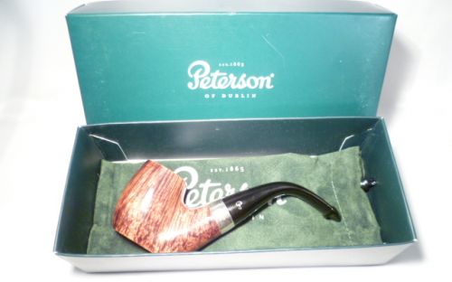 Peterson pipa Flame Grain 304 P-lip Bent