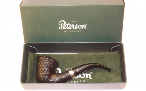 Peterson pipa Cara B10 Sandblast F-lip Bent Dublin