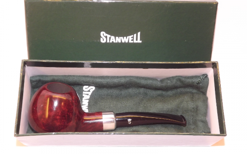 Stanwell pipa Army Mount 109 Red Polish