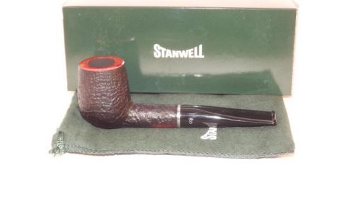 Stanwell pipa Relief 88 Black Sand