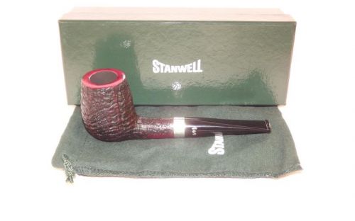 Stanwell pipa Sterling 12 Black Sand