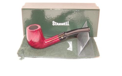 Stanwell pipa Featherweight 303 Red Polish