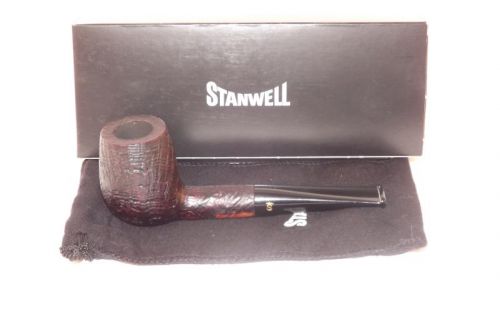 Stanwell pipa De Luxe 12 Black Sand