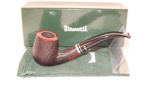 Stanwell pipa Trio 246 Black Sand