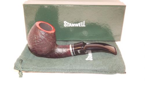 Stanwell pipa Trio 232 Black Sand