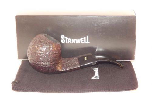 Stanwell pipa De Luxe 15 Black Sand