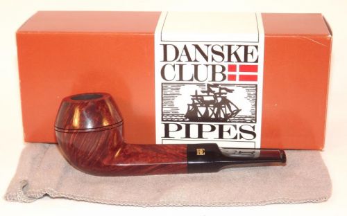 Stanwell pipa Danske Club 32 Brown Polish