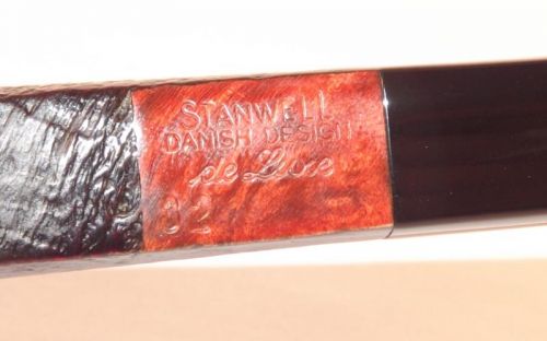 Stanwell pipa De Luxe 32 Black Sand