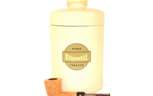 Stanwell Flawless pipa + dohánytartó