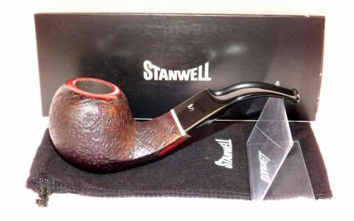 Stanwell pipa Relief 15 Black Sand