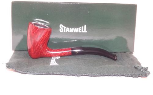 Stanwell pipa Featherweight 243 Brown Polish