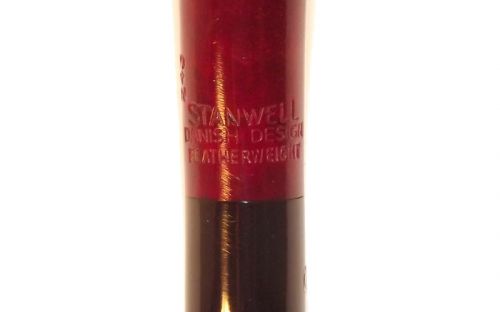 Stanwell pipa Featherweight 243 Red Polish