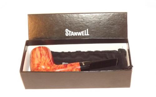 Stanwell pipa Flame Grain 13