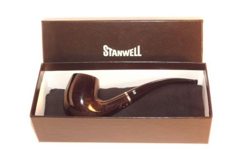 Stanwell pipa Black Diamond 83