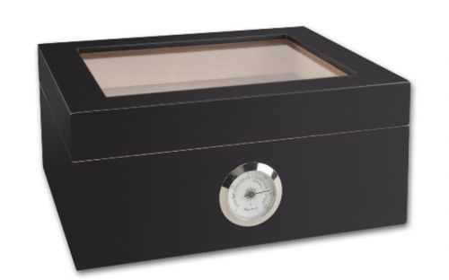 Humidor 30 szál szivar részére, matt fekete cédrusfa szivar doboz, üvegtetővel, párásítóval, külső hygrométerrel