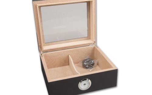 Humidor 30 szál szivar részére, matt fekete cédrusfa szivar doboz, üvegtetővel, párásítóval, külső hygrométerrel