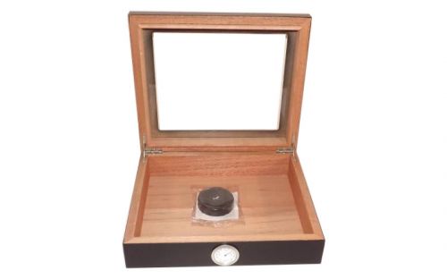 Humidor 30 szál szivar részére, cédrusfa szivar doboz, üvegtető, párásítóval, hygrométerrel - fekete, Angelo