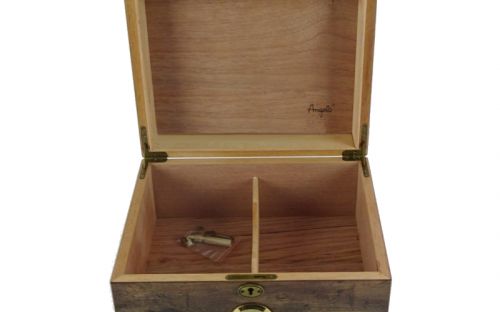 Antik Humidor 50 szál szivar részére, cédrusfa szivar doboz, párásítóval, hygrométerrel