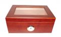 Humidor 50 szál szivar részére,  barna színű cédrusfa szivar doboz, üvegtető, párásítóval, hygrométerrel 