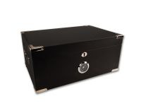 Humidor 80 szivar részére, cedrusfa szivar doboz, matt fekete + szivarvágó olló