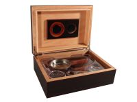 Humidor 30 szivar részére, TIKKfa hatású szivar tároló doboz, hygrométer, párásító + AJÁNDÉK szett!